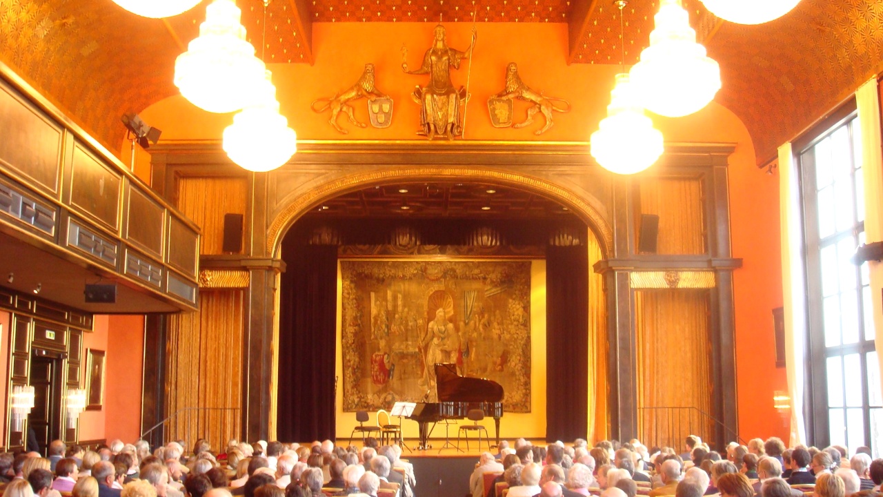 Münchner Philharmoniker: Kleine Trommel ganz groß