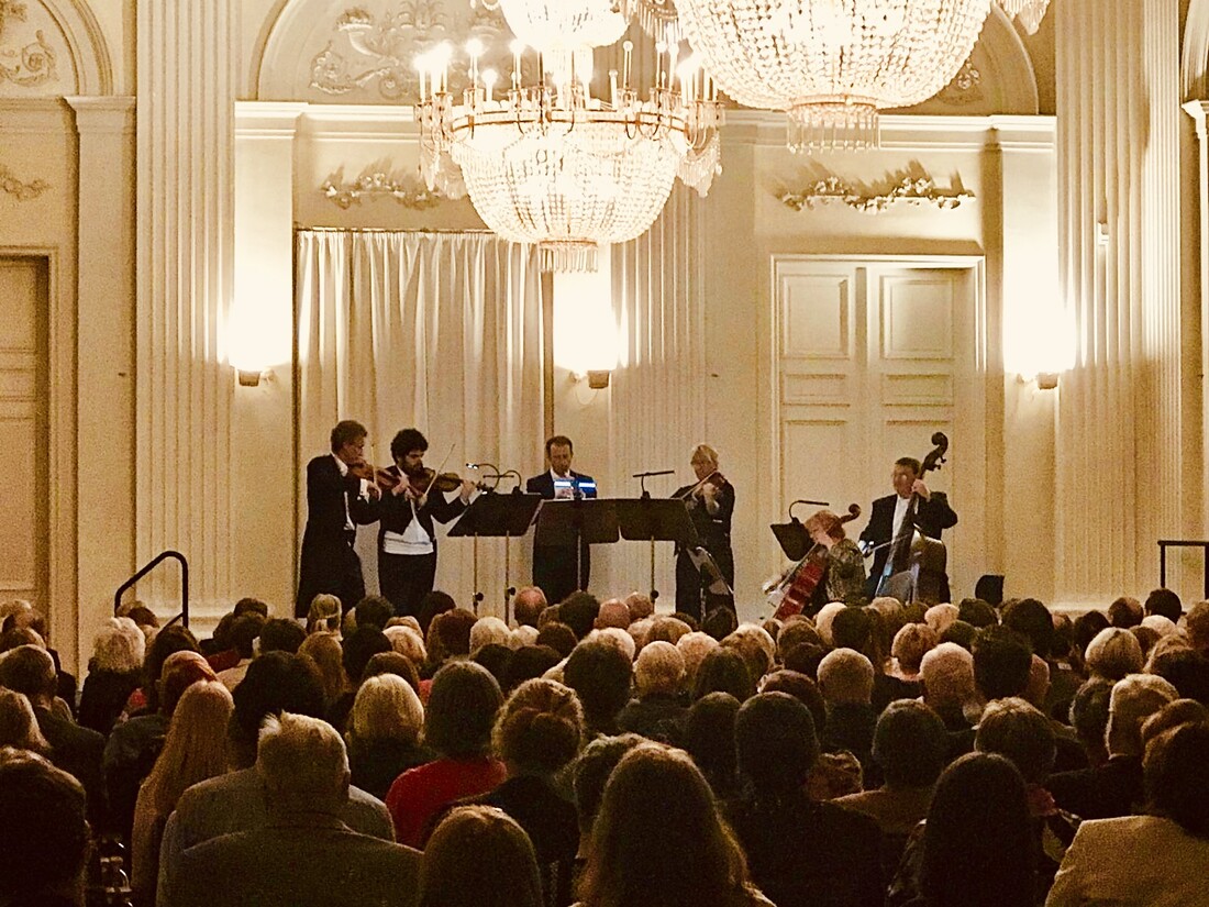 Meisterkonzert im Max-Joseph-Saal bei Kerzenschein