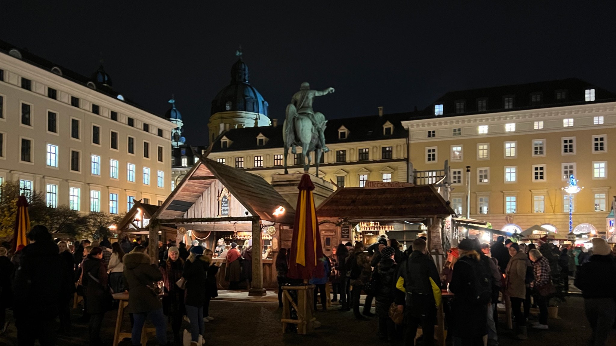 Münchner Adventsspektakel – mittelalterlicher Weihnachtsmarkt