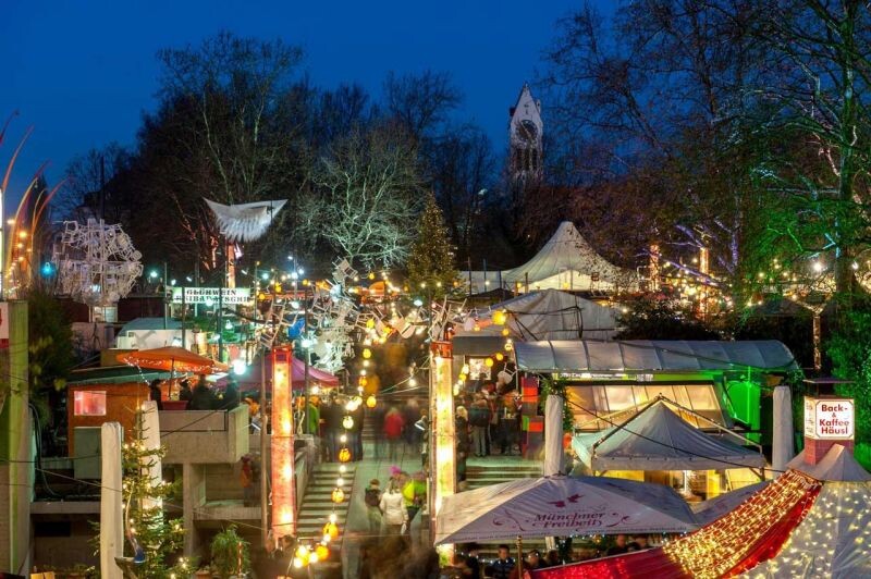 Schwabinger Weihnachtsmarkt Münchner Freiheit