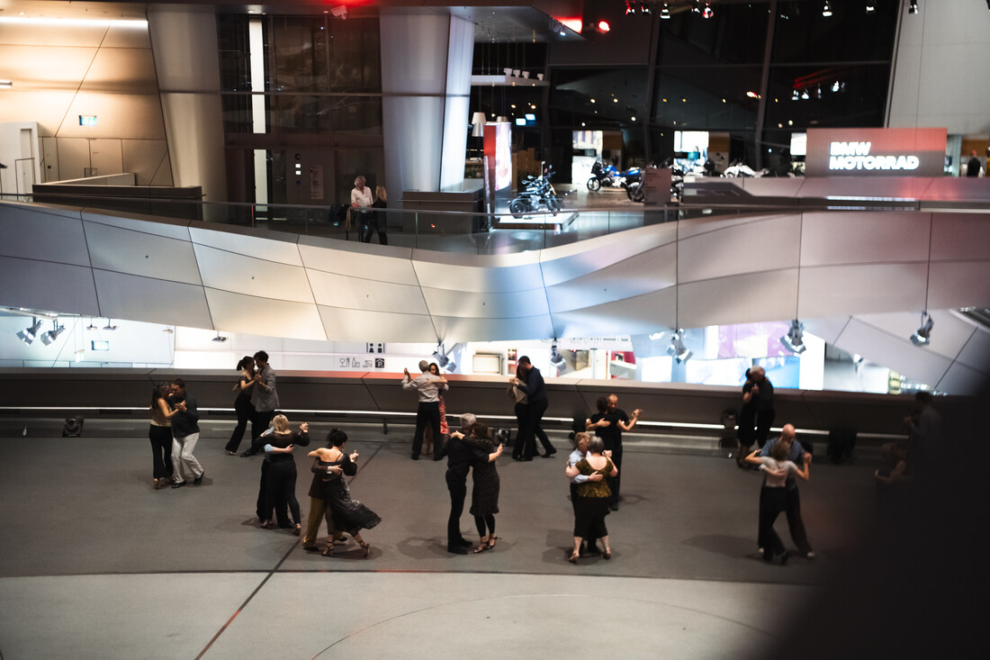 Tango in der BMW Welt