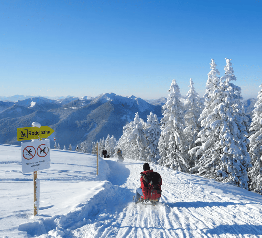 Schlittenfahren und Rodeln in und um München: Wallbergbahn in Rottach-Egern