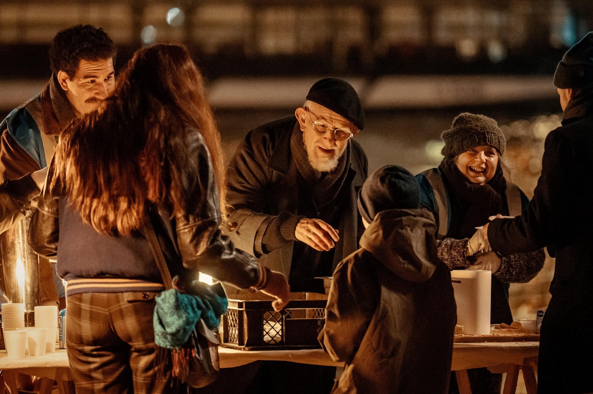 Bilder aus Ein Leben für die Menschlichkeit - Abbé Pierre