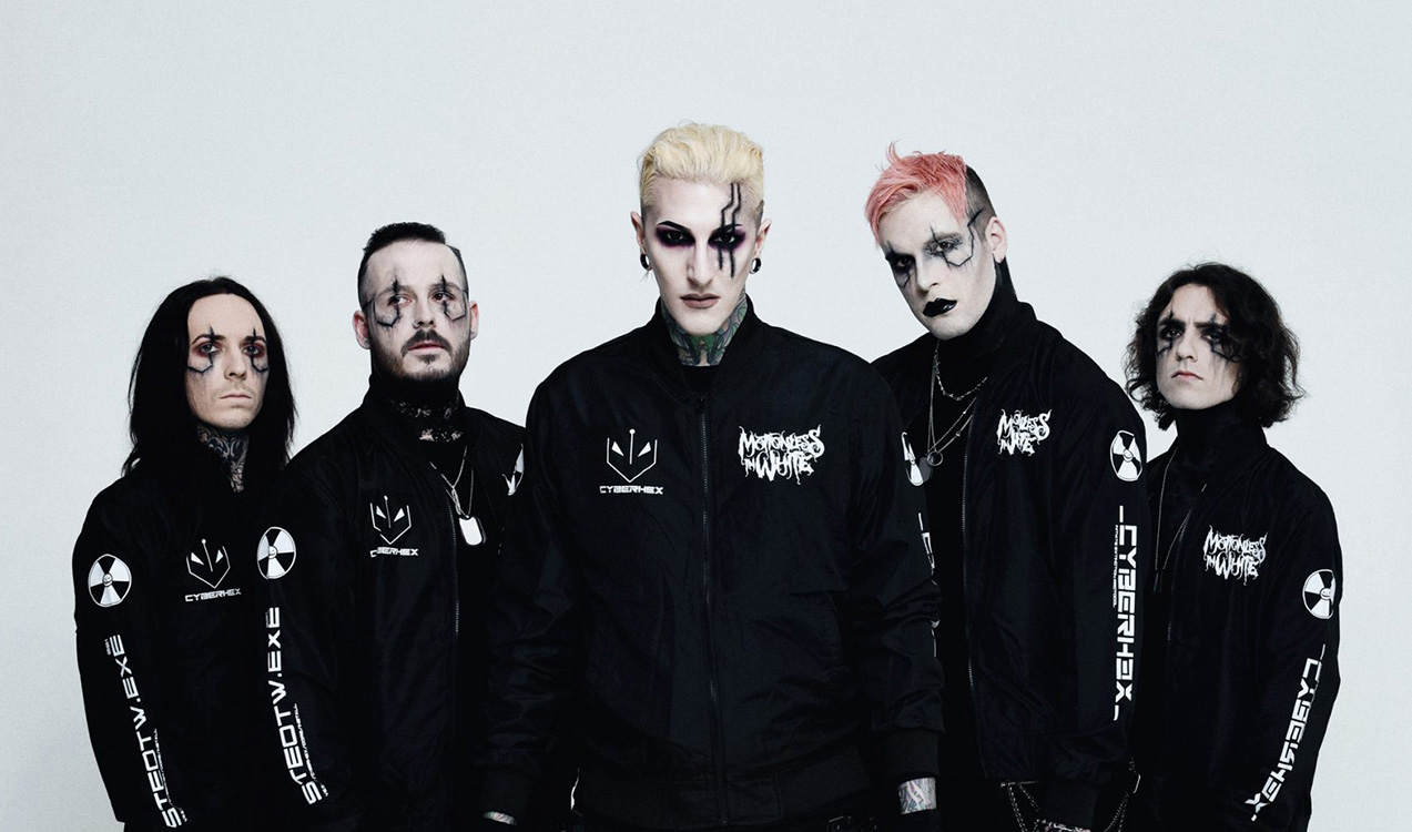 MOTIONLESS IN WHITE