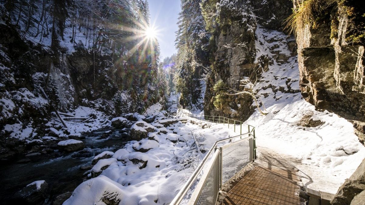 Winterwanderungen München: Allgäu Breitnachklamm