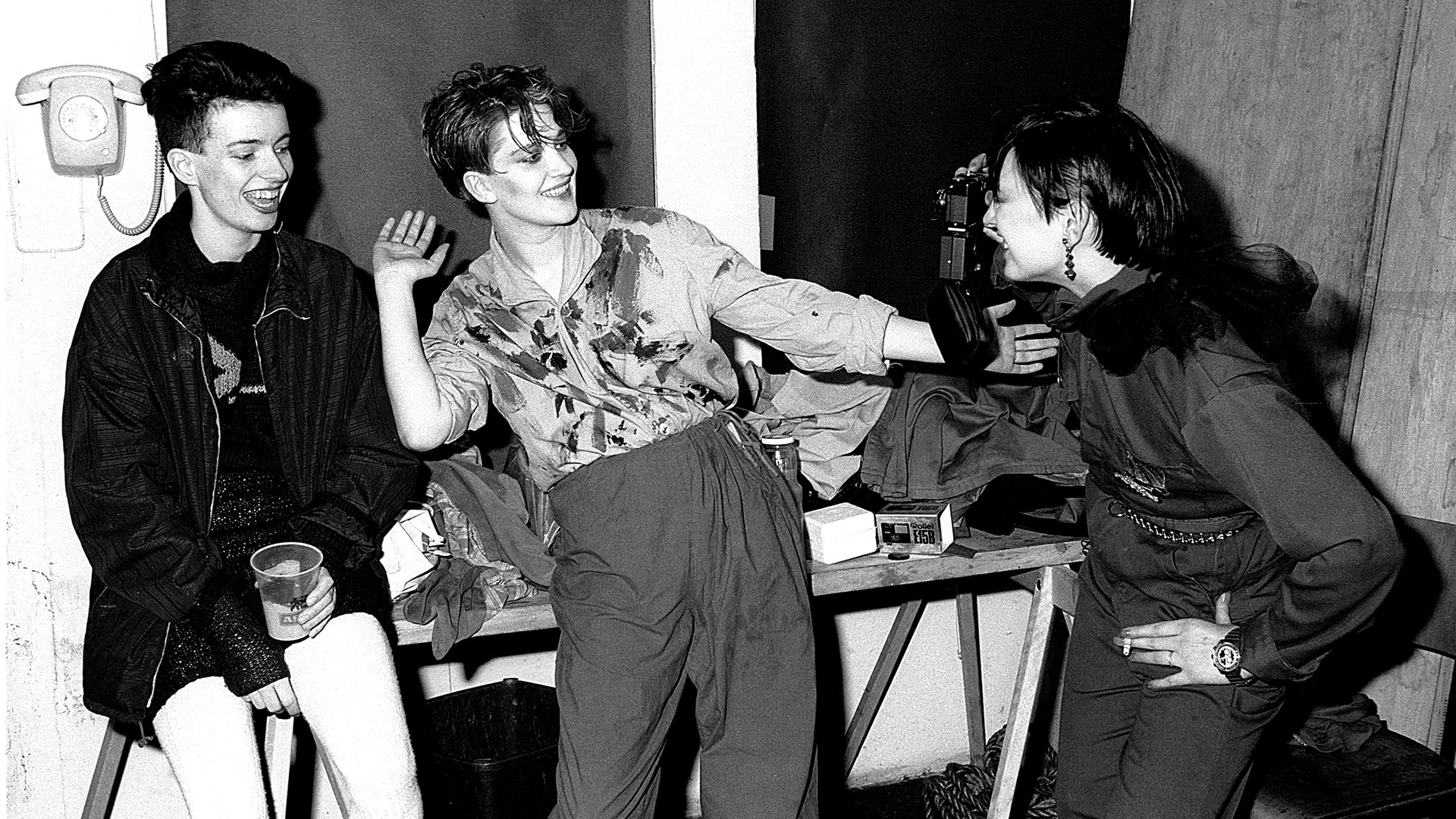 11f6957-p-305966-print3.jpg - IN München - Das Stadtmagazin Bilder aus Einfach machen! - She Punks von 1977 bis heute
