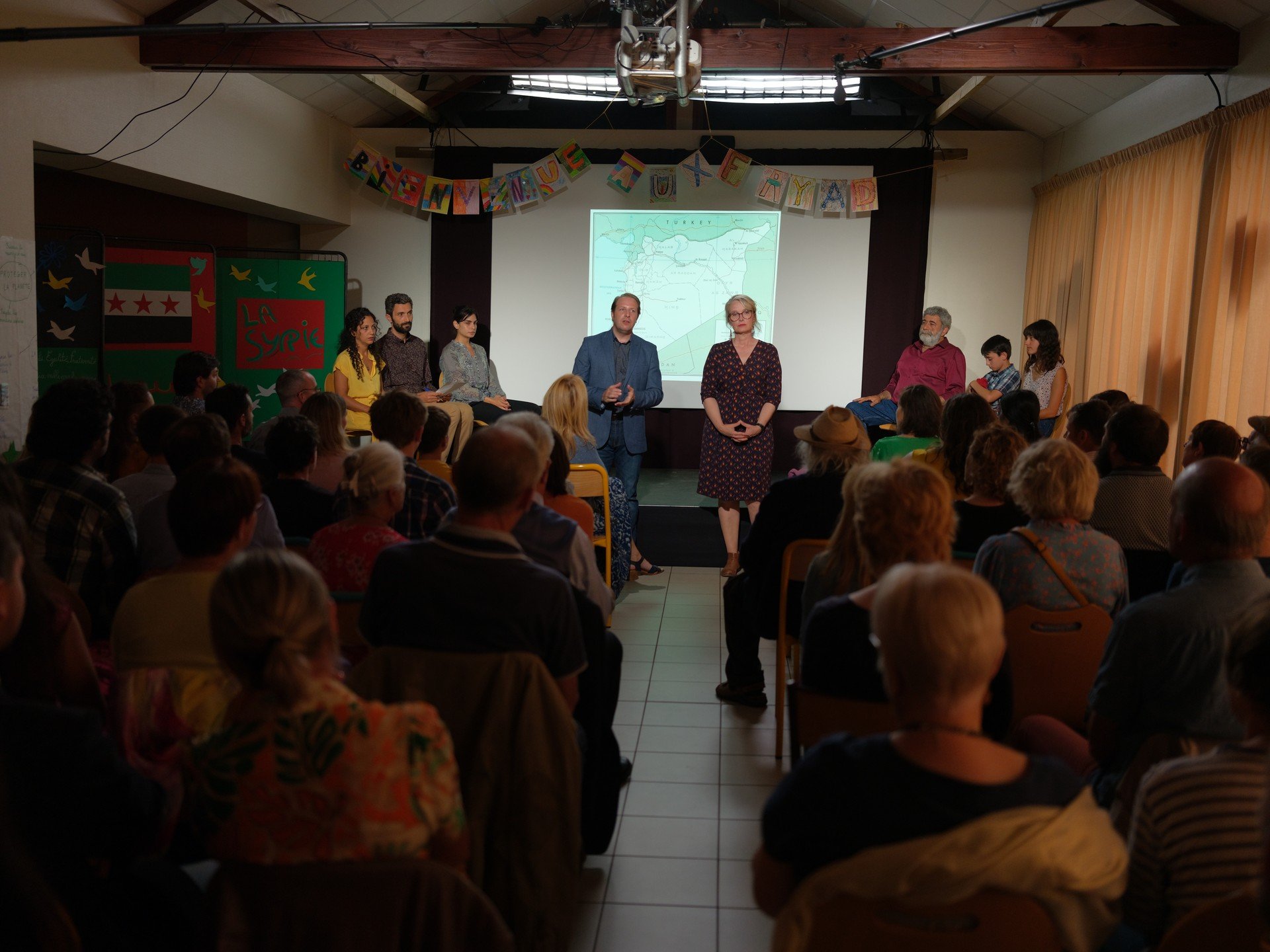 3f41406-p-302326-print8.jpg - IN München - Das Stadtmagazin Bilder aus Die Barbaren - Willkommen in der Bretagne