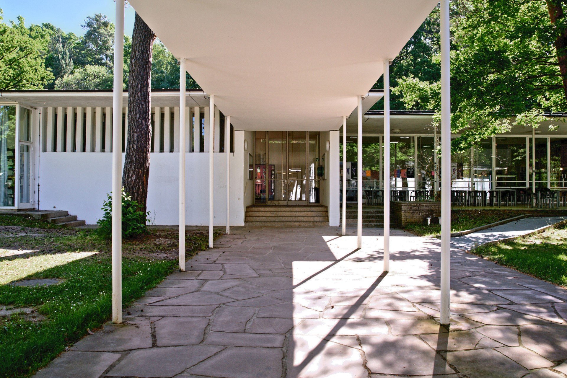 10b3ca9-p-306562-print3.jpg - IN München - Das Stadtmagazin Bilder aus SEP RUF - Architekt der Moderne