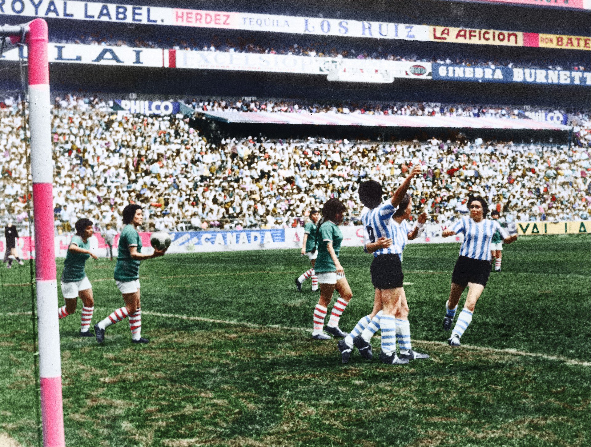 777d61d-p-300641-print4.jpg - IN München - Das Stadtmagazin Bilder aus Copa 71