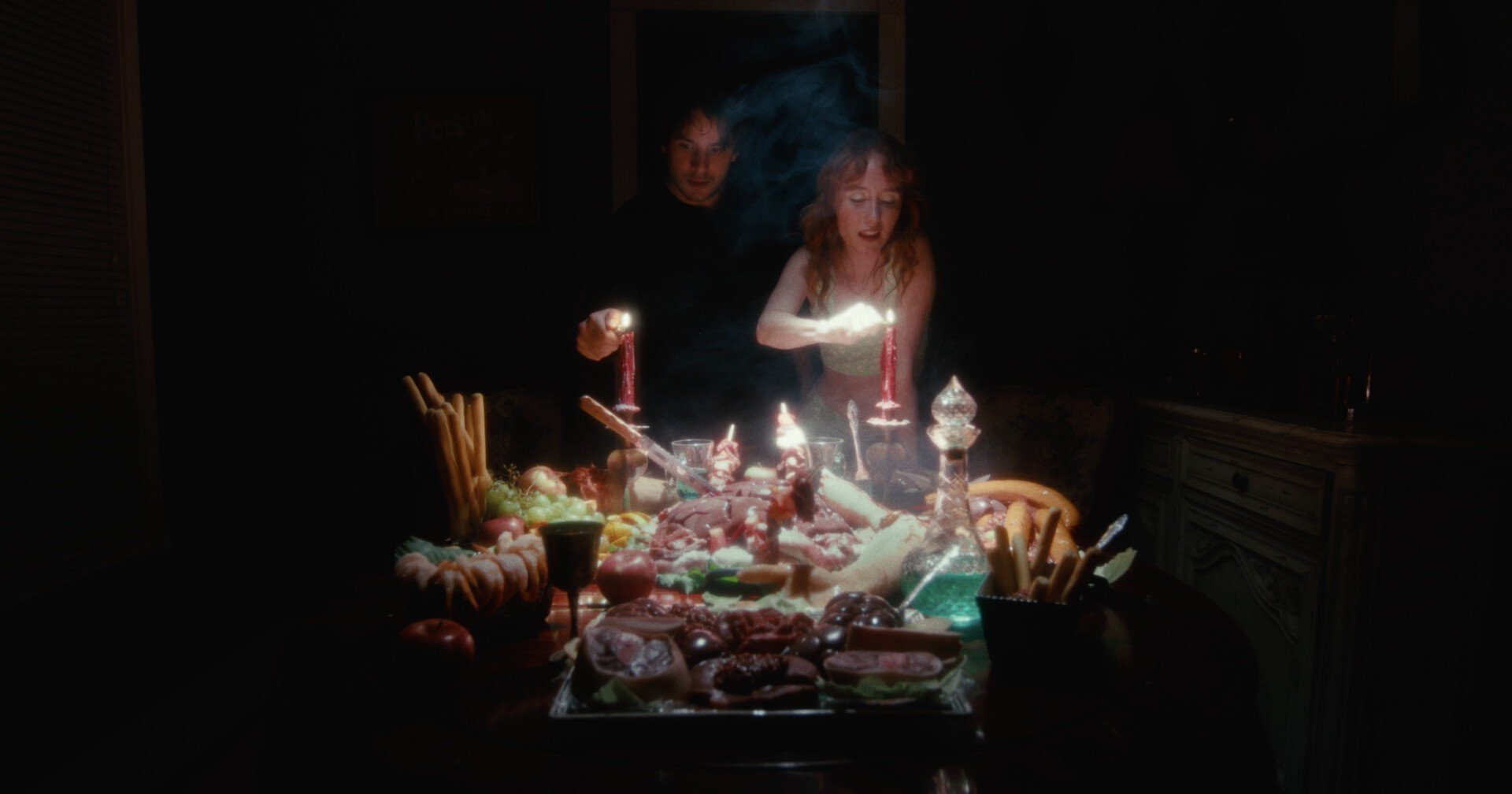 73a5a3d-p-308652-print4.jpg - IN München - Das Stadtmagazin Bilder aus Cannibal Mukbang