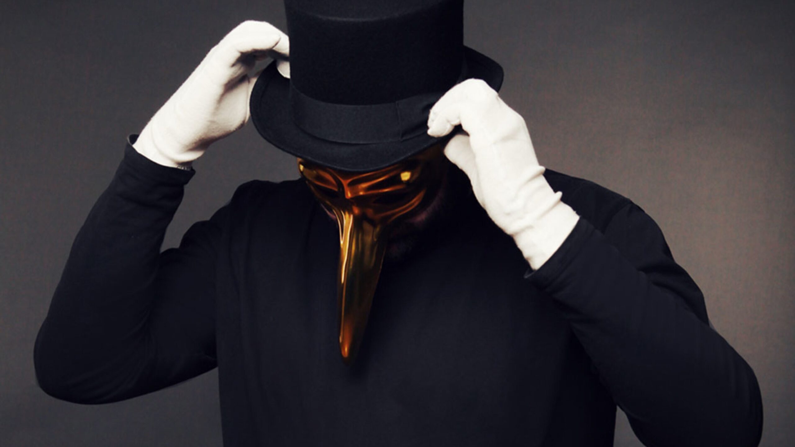 Claptone